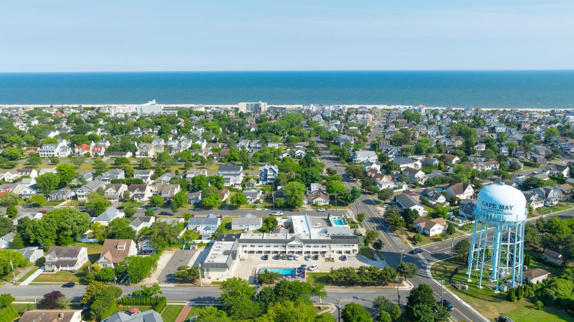The Beach Club On Madison Avenue Cape May Bagian luar foto
