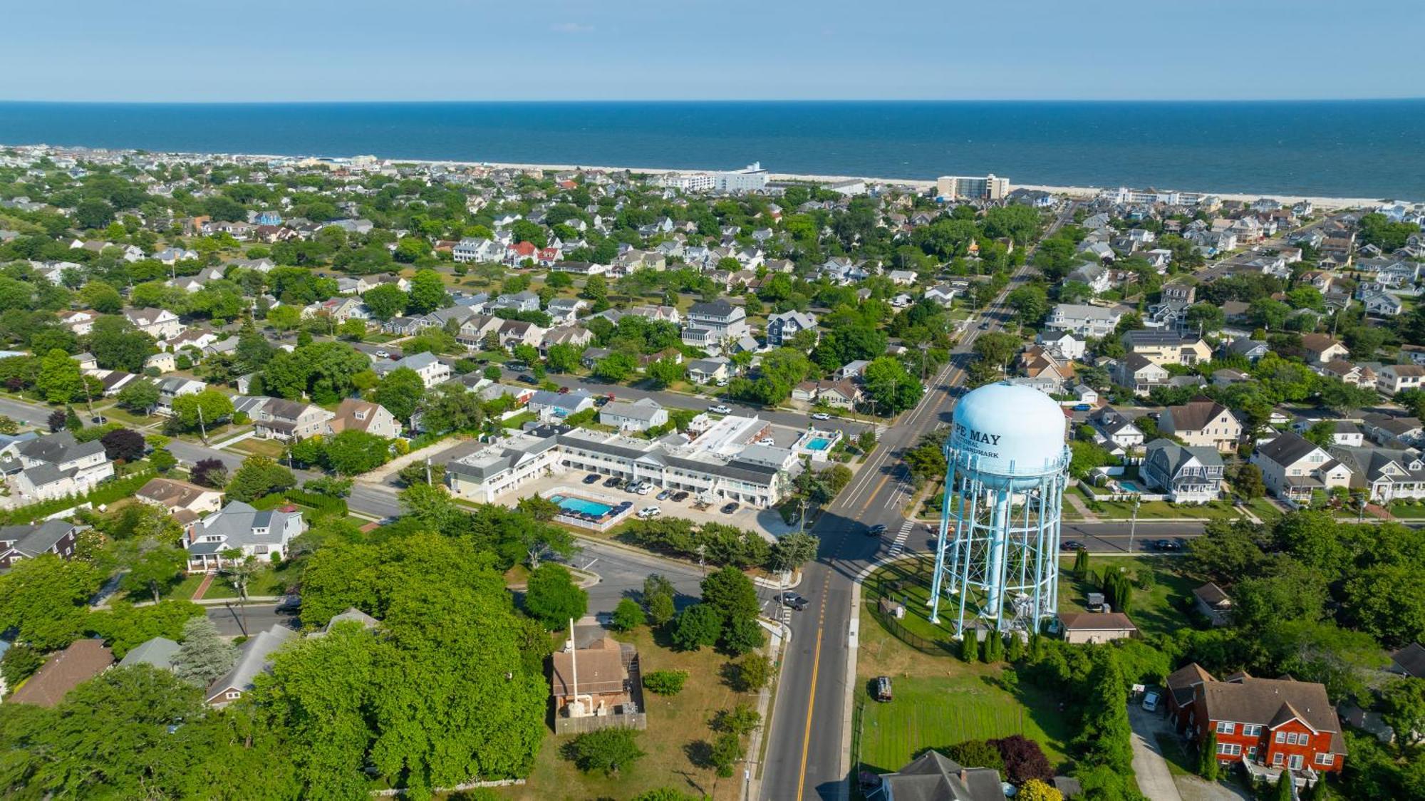 The Beach Club On Madison Avenue Cape May Bagian luar foto